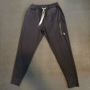 Vuori Men's Black Sunday Performance Joggers